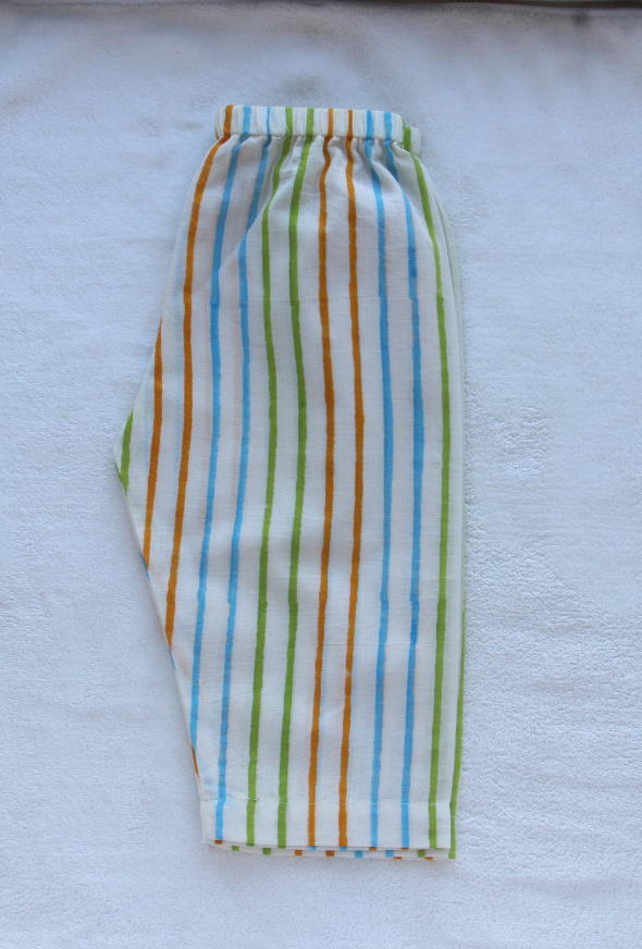 monkool kurta with striped pyjamas (set of 2)