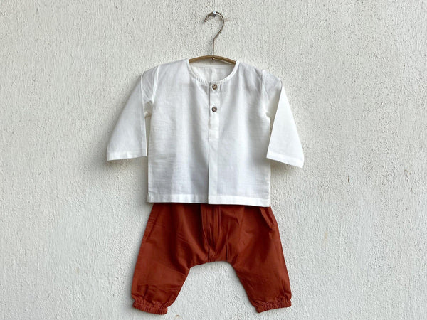 Organic White Kurta With Red Pants for Babies (unisex) - Organic Clothing for Babies - Indie Project Store