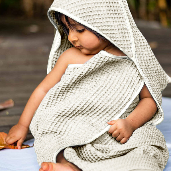 WHITEWATER KIDS ORGANIC WAFFLE HOODED TOWEL SET - NATURAL