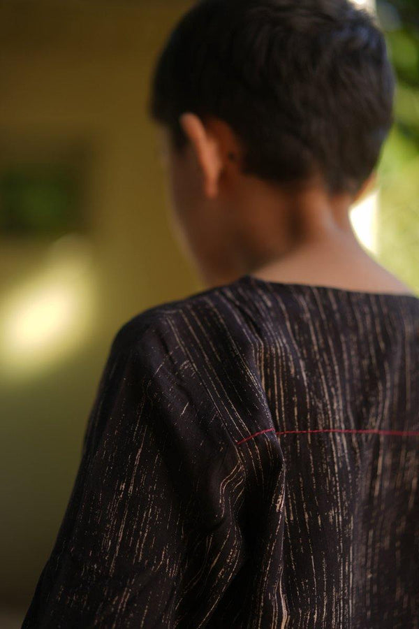 Stories of roots' Pin tuck Black Kurta Shirt - Indie Project Store